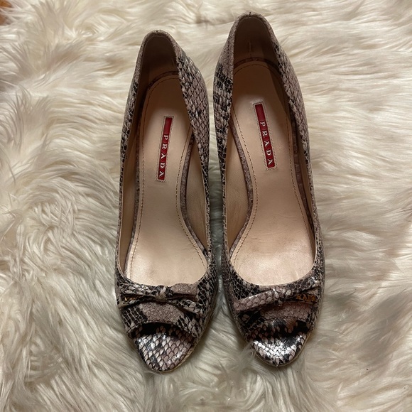 Prada Python pink snake skin Peep- toe wedge - Picture 10 of 16